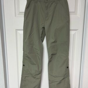 Patagonia Green Cargo Pant kid size medium